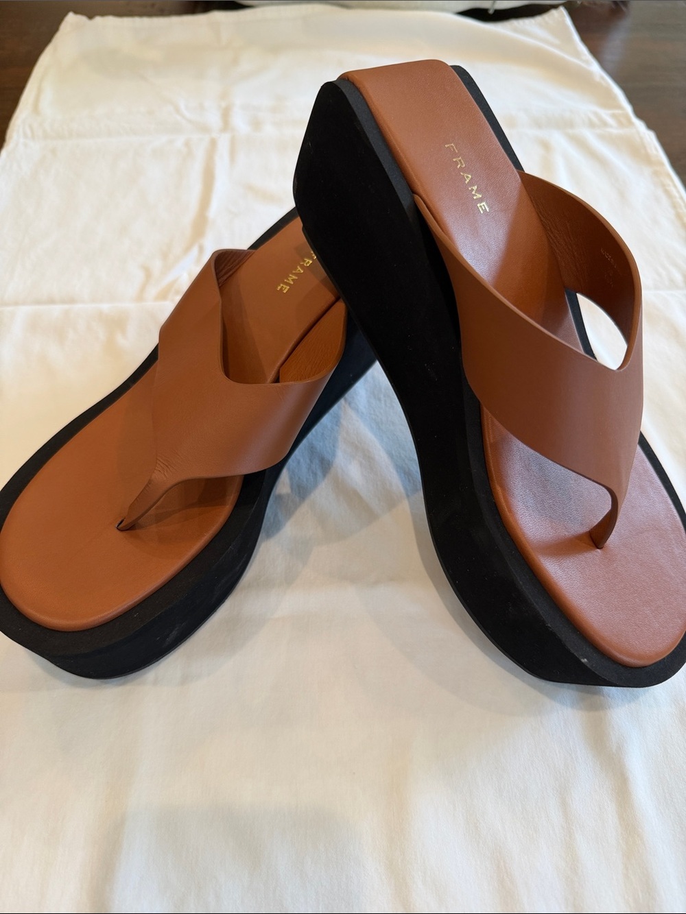 Frame Denim Brown Leather Platform Thong Sandals